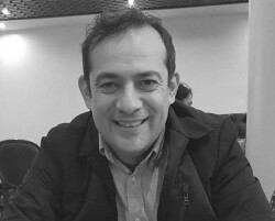 Doç. Dr. Cüneyt Konuralp