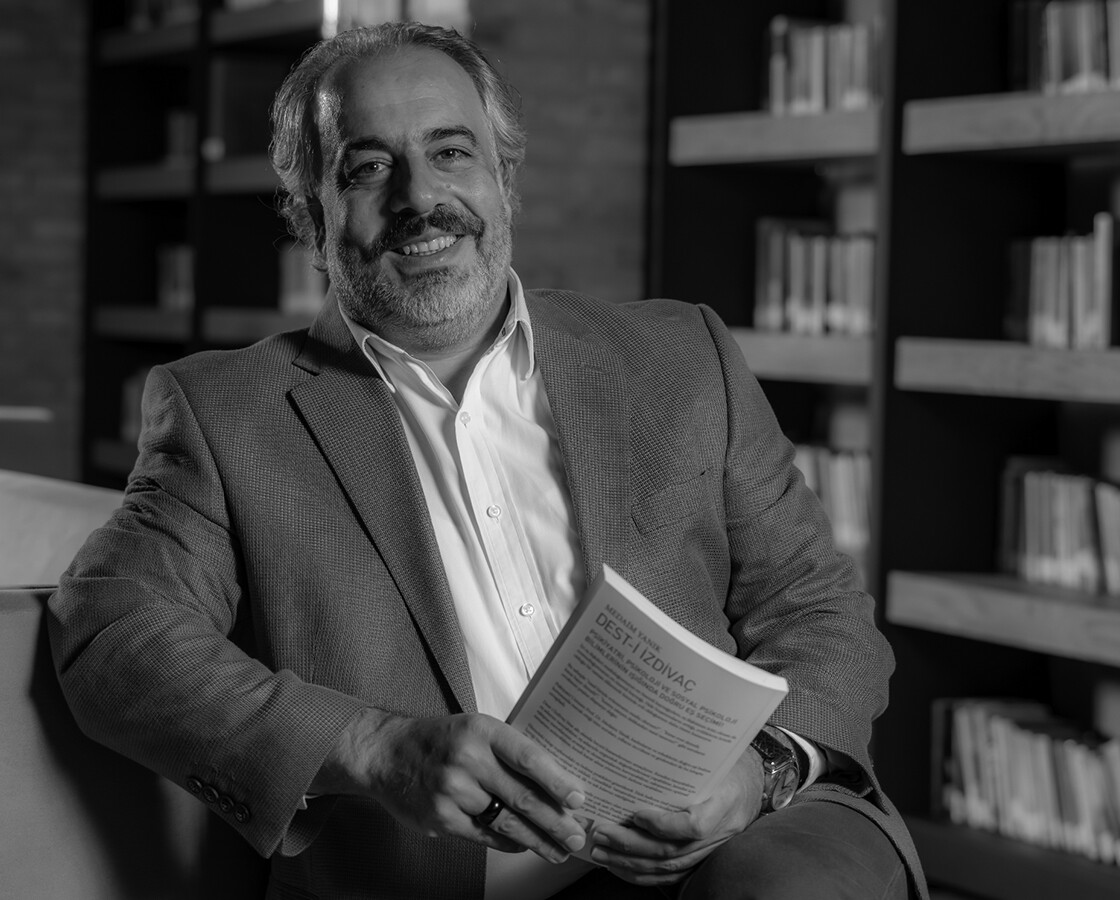 Prof. Dr. Medaim Yanık